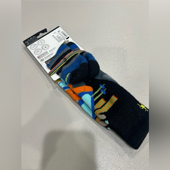 Smartwool Kids' Medium Wintersport Full Cushion Pattern Over The Calf Socks NWT - Picture 5 of 6